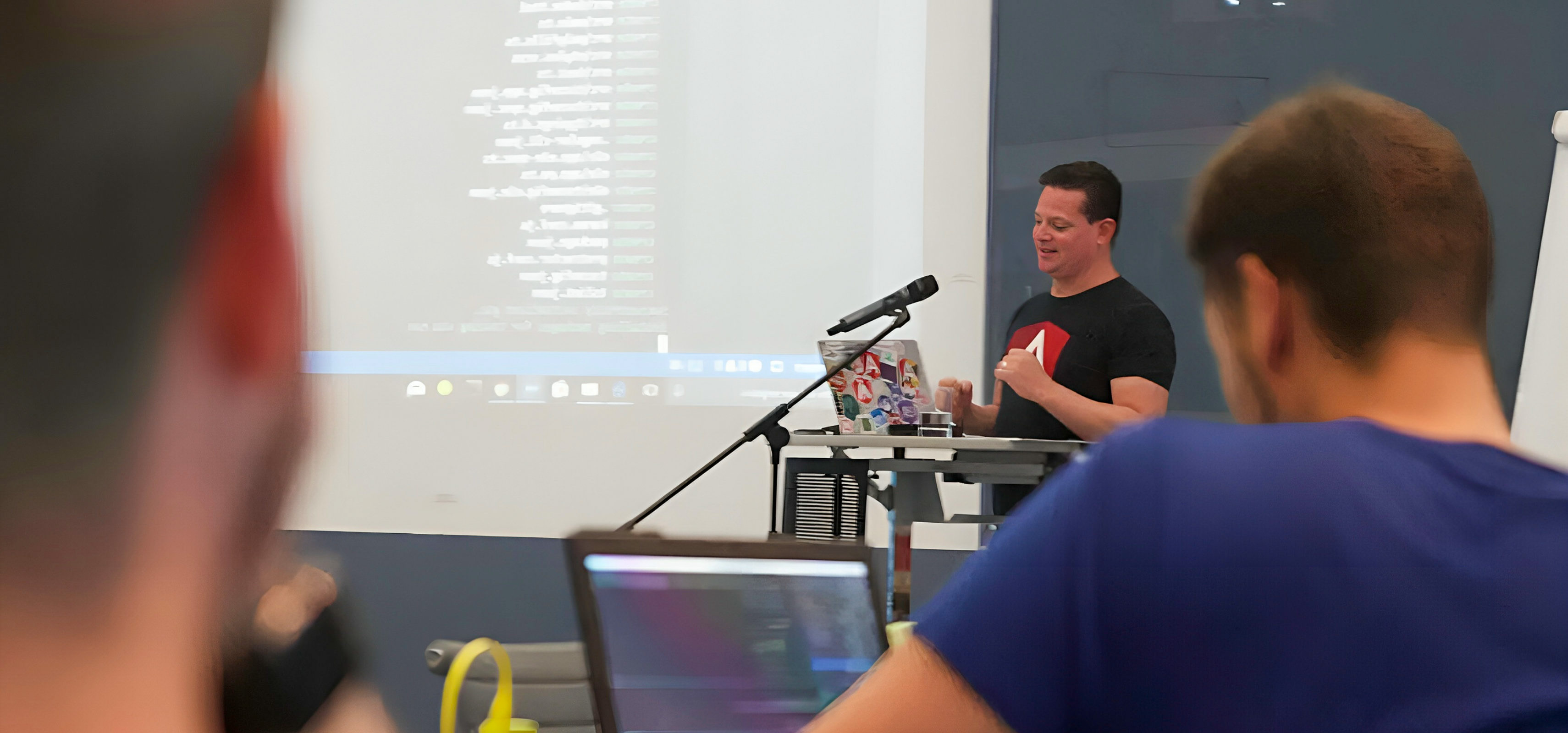 Inhouse- & Firmen-Schulungen - Team Training